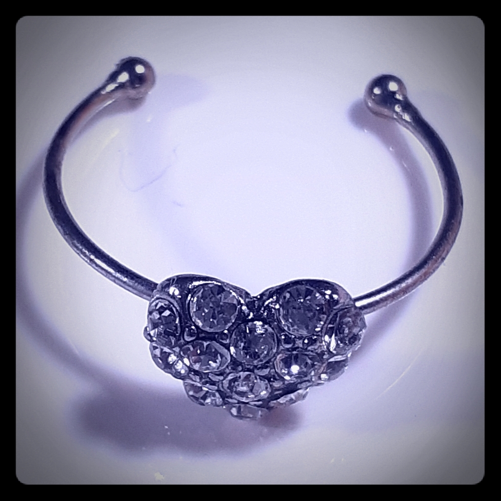 Heart rhinestones toe ring